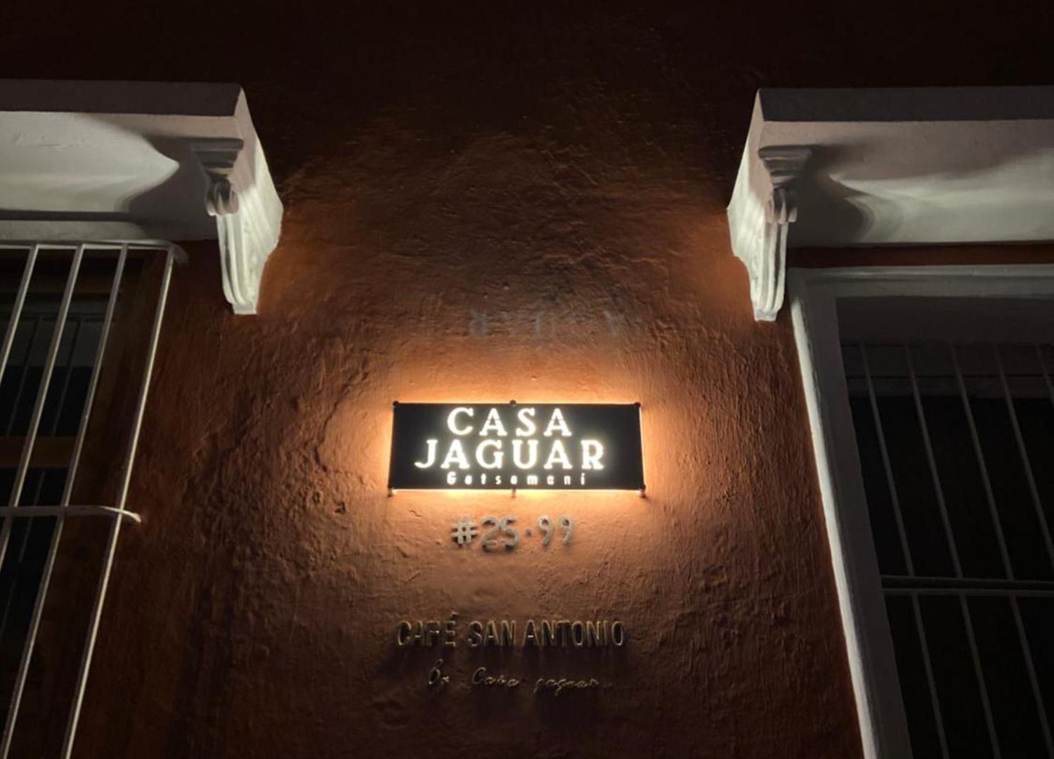 Casa Jaguar Boutique
