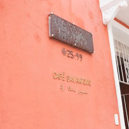 Casa Jaguar Boutique