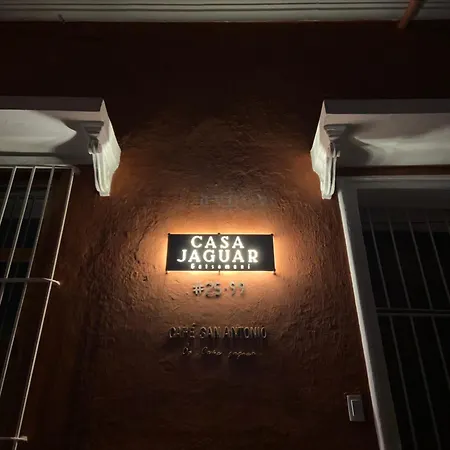 Casa Jaguar Boutique